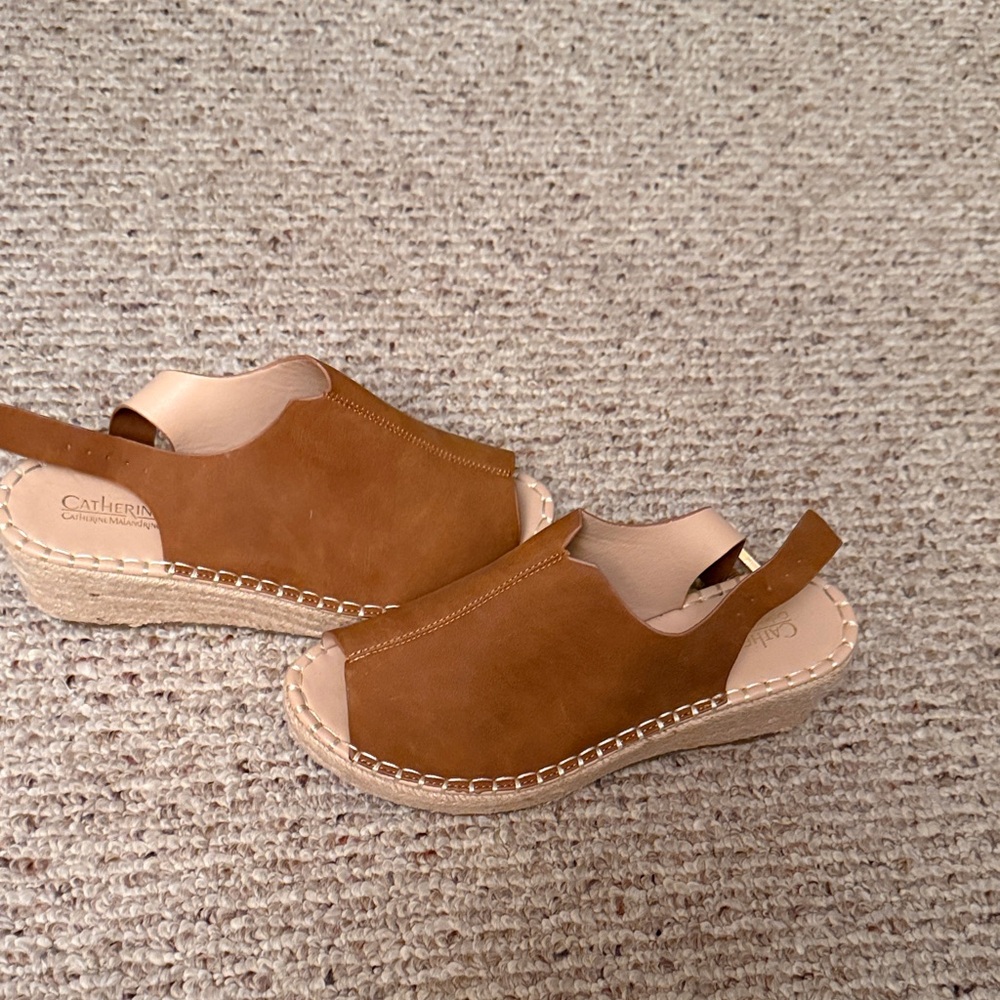 Catherine Malandrino Brown Espadrille Wedges